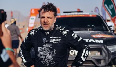 Benediktas Vanagas Dakaro ralyje patyrė avariją, ekipažas nejuda iš vietos jau dvi valandas