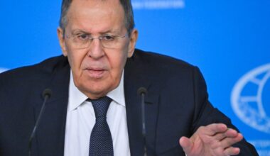 Lavrovas: reikia keisti Didžiosios Britanijos pavadinimą