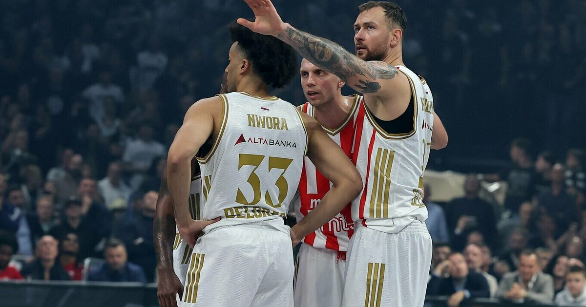 „Crvena Zvezda“ sutriuškino „Anadolu Efes“ krepšininkus