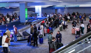 Žiniasklaida: JAV stabdo vizų išdavimą 75 šalių piliečiams