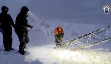 Chaosas 2 Rusijos miestuose: gyventojai – be elektros, šildymo ir vandens jau 4 dienas