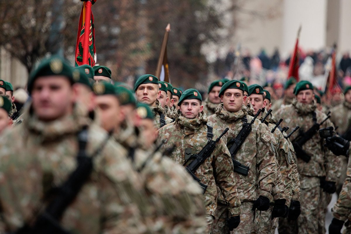 Nuo Naujųjų metų įsigalioja nauja karo prievolininkų šaukimo tvarka