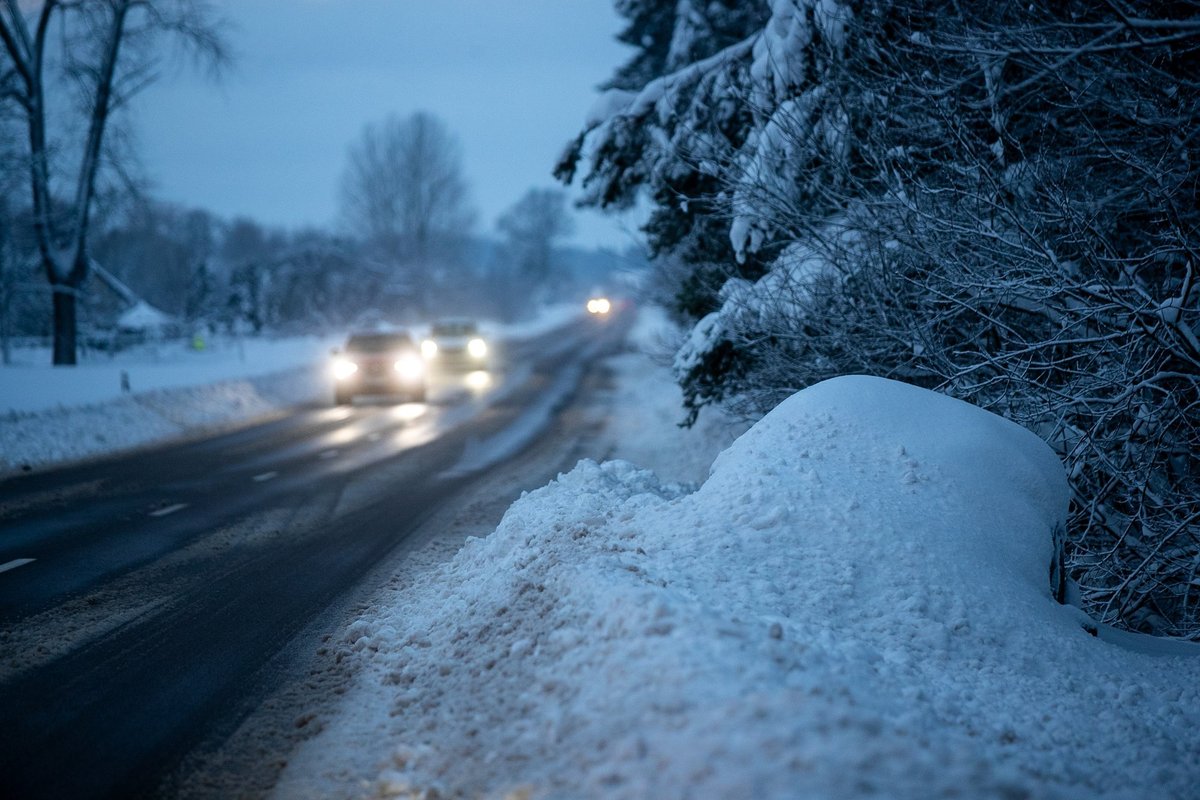 Lietuvą užklojęs sniegas sukėlė rimtų padarinių