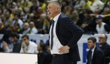 Po pergalės Jasikevičius subtiliai patraukė varžovus per dantį