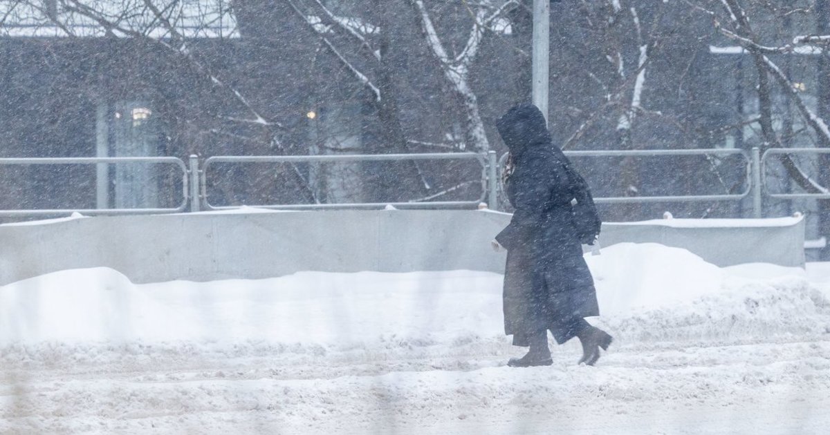 Lietuvos kaimynystėje – tikras orų chaosas: jau kelias dienas stoja eismas