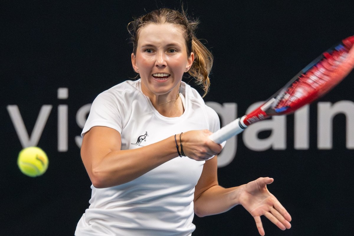 Rusei nusileidusi Mikulskytė baigė pasirodymą „Australian Open“ atrankoje - Delfi