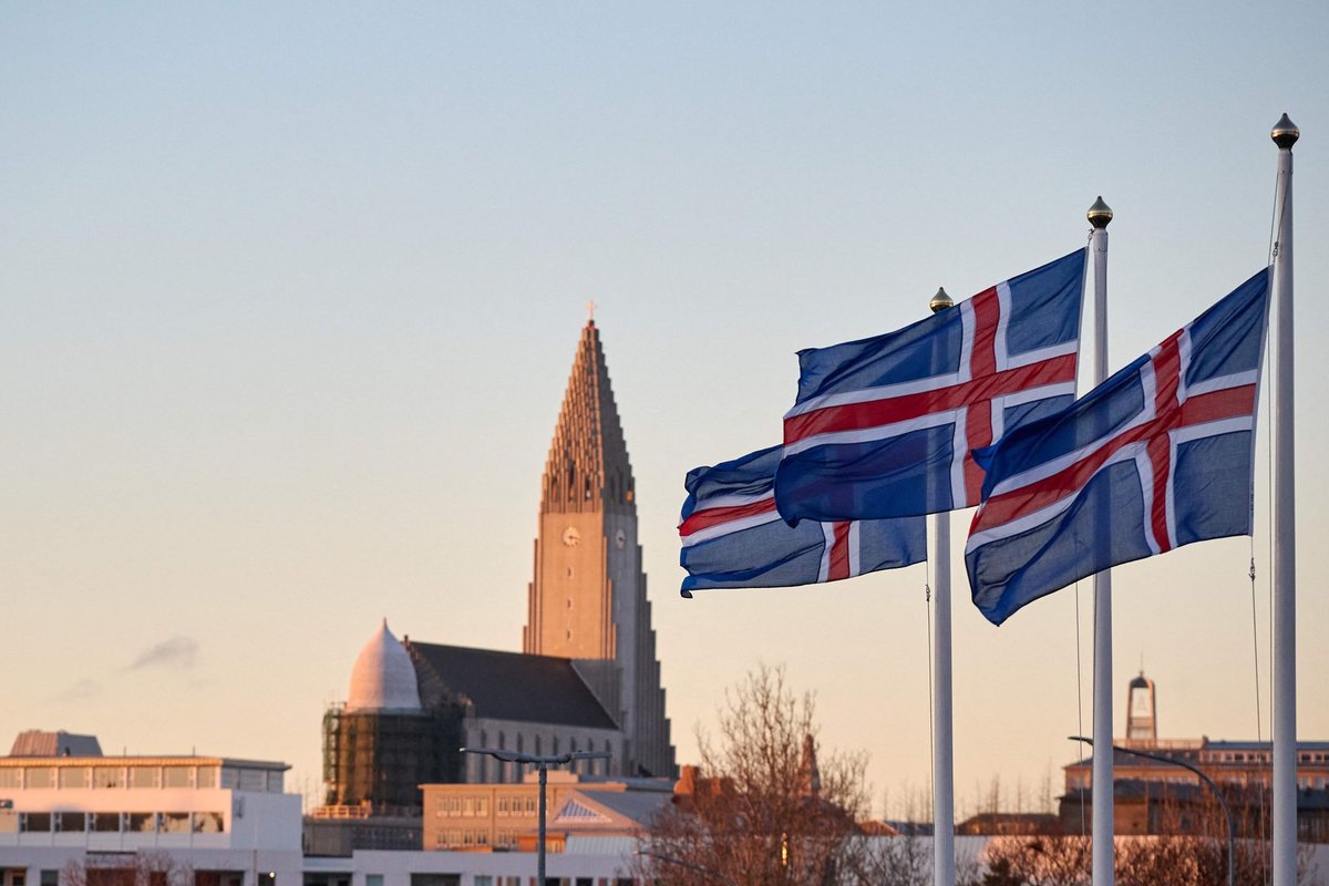 Po JAV ambasadoriaus akibrokšto Islandija pareikalavo paaiškinimo