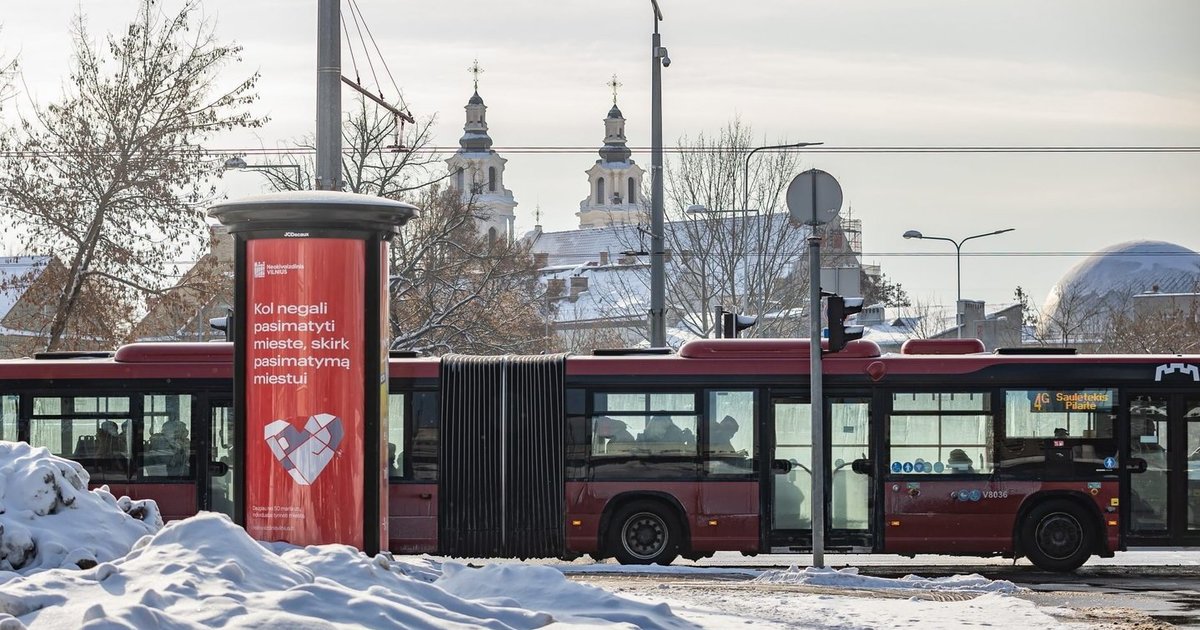 Vilnietė šaltyje autobuso vairuotojo paprašė įleisti sušilti: jo atsakymas pribloškė