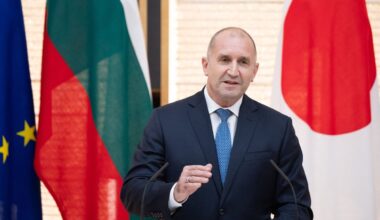 Bulgarijoje vyks pirmalaikiai rinkimai - Delfi