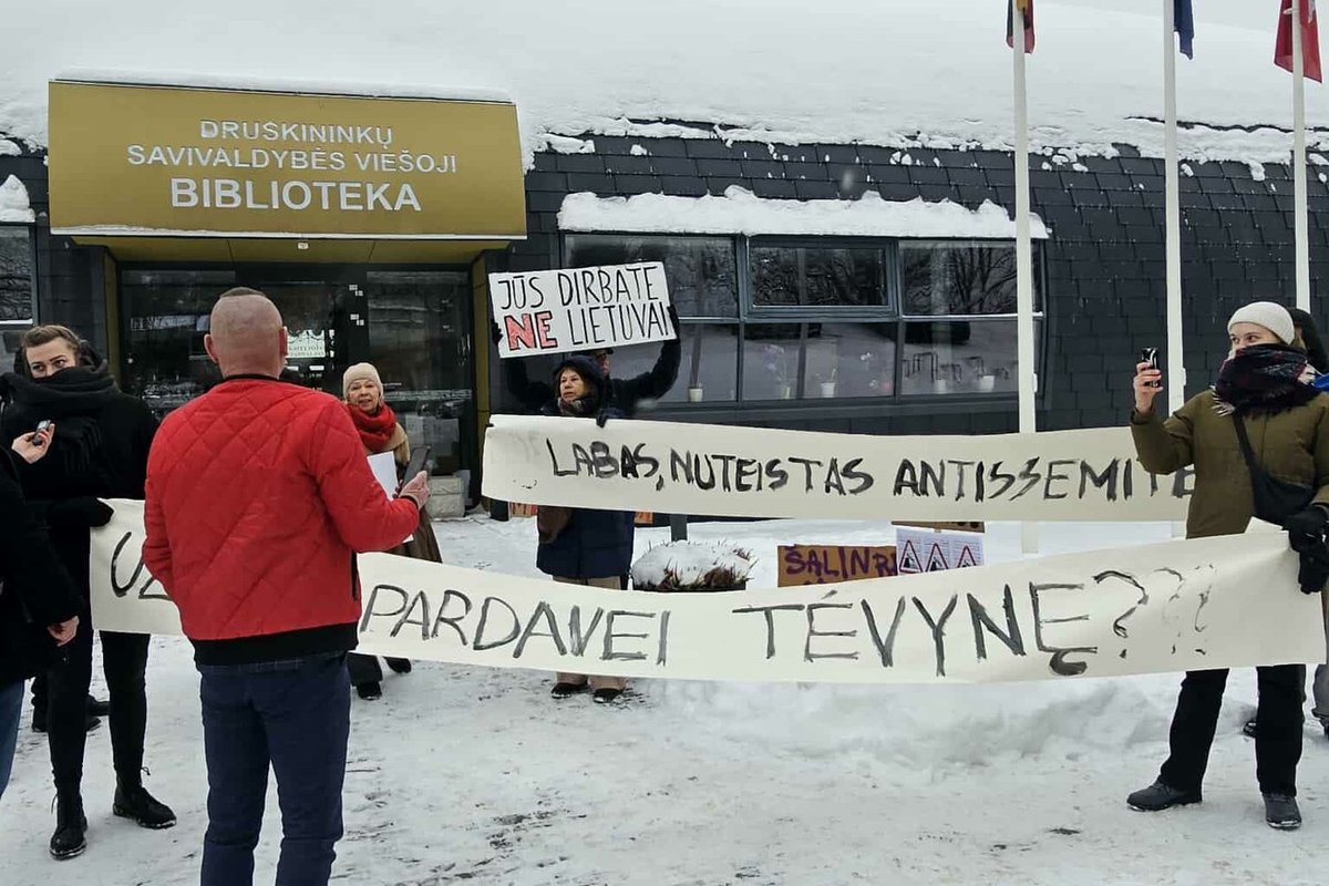 Po incidento susitikime su Žemaitaičiu – bibliotekos reakcija: esame šokiruoti - Delfi