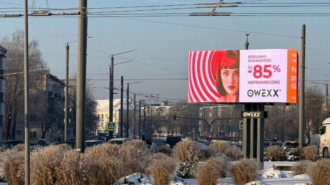 OWEXX lauko ekranų tinklas: modernūs ir matomumą užtikrinantys sprendimai Kaune