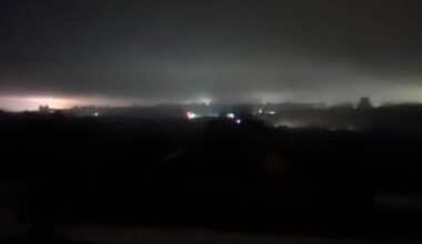 Karas Ukrainoje. Ukrainos atsakas: po galingo sprogimo Belgorode dingo elektra