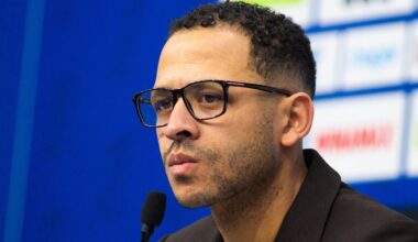 Permainos toliau purto Anglijos grandus – „Chelsea“ pristatė naują vyr. trenerį - Delfi