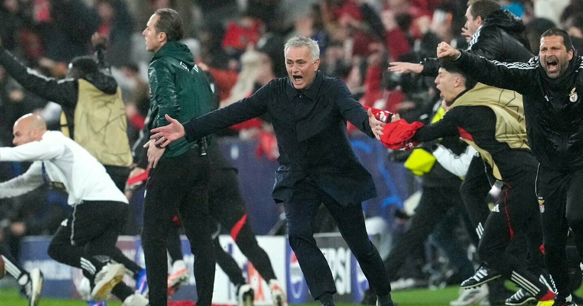 Mourinho po stebuklingo išsigelbėjimo: apie pasimetimą ir nežinojimą, vartininko įvartį ir atsiprašymą