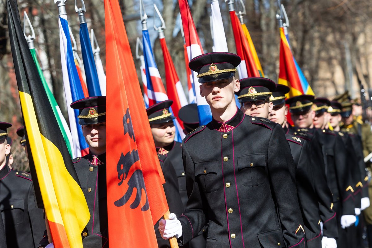 Stipriausių pasaulio armijų reitingas - Delfi saugu