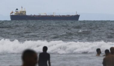 Išjungę atsakiklius iš Venesuelos išplaukė tuzinas tanklaivių