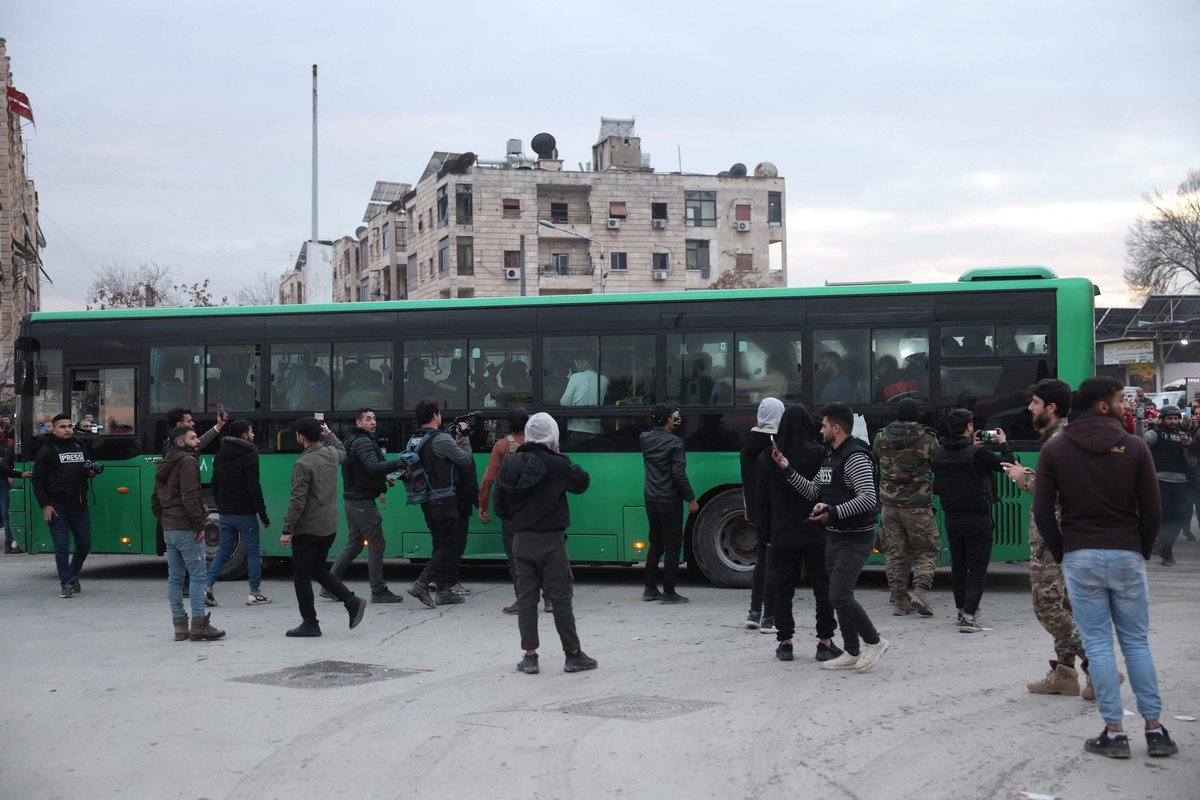 Žiniasklaida: iš Sirijos Alepo miesto po paliaubų išvyko paskutiniai kurdų kovotojai