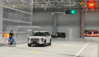 Įspūdinga suma ir ambicijos: „Geely“ atidarė saugumo centrą, kuris perrašo visą automobilių logiką