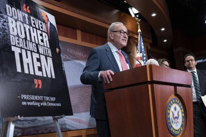 Chuckas Schumeris / / AP