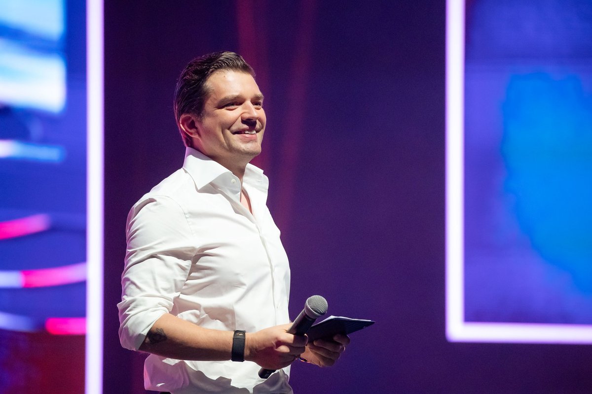 Baigęs muzikinę karjerą, Jonas Nainys jau žino, kokią kitą profesiją rinksis