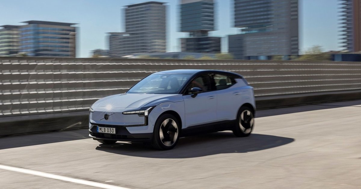 Perspėja turinčius šį populiarų elektromobilį: kyla gaisro rizika, venkite vieno veiksmo