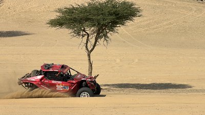 „Izoton sport“  Mindaugo Sidabro su Ernestu Česoko ekipažas