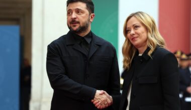 Po Rusijos smūgių – Italija siunčia Ukrainai šilumos tiekimo įrangą