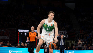 Butkevičius apie „Žalgirio“ kolapsą Vitorijoje ir prieštaringą „Baskonia“ sirgalių plakatą