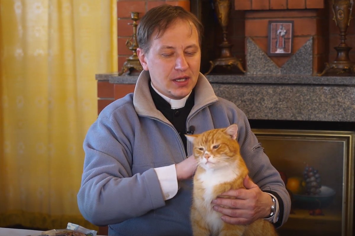 Girtas prie vairo pagautas kunigas atleistas nuo baudžiamosios atsakomybės