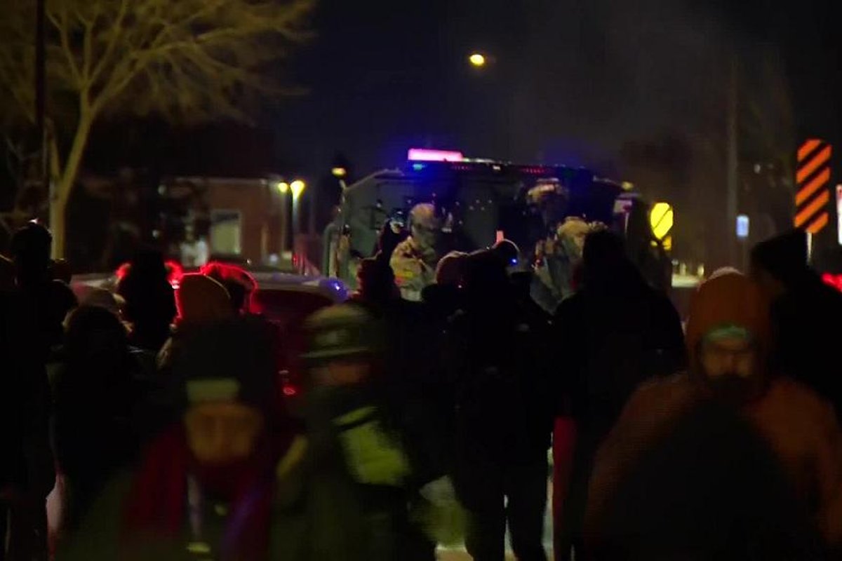 Chaosas Mineapolyje: JAV imigracijos agentas pašovė venesuelietį