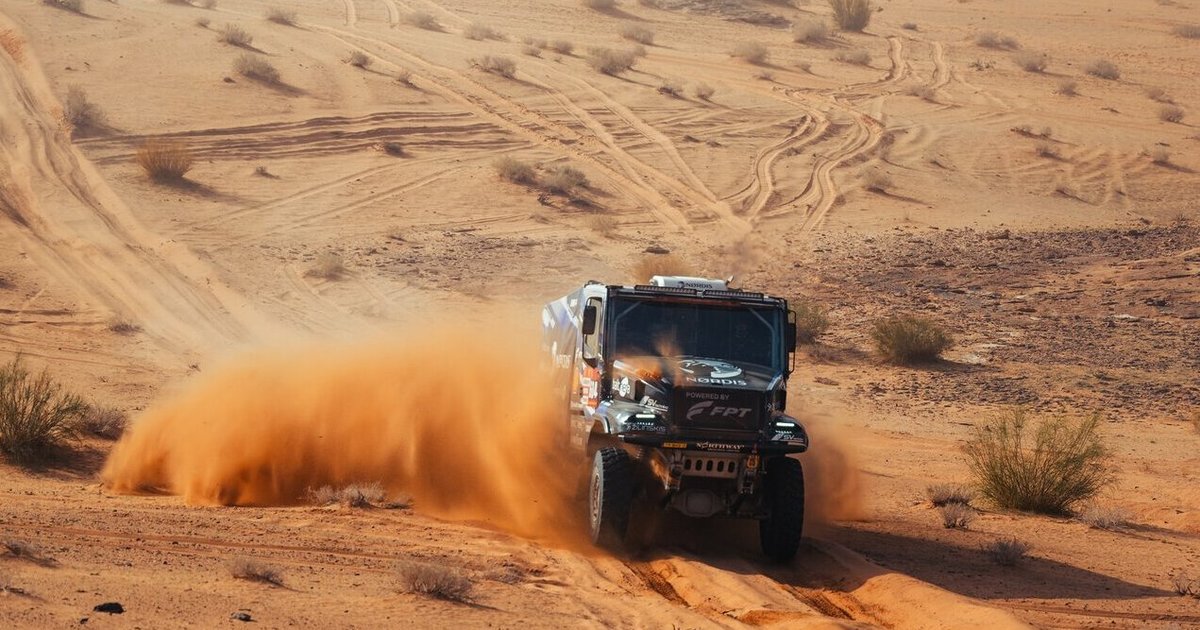 7-asis Dakaro GR: Žala pirmą kartą laimėjo greičio ruožą sunkvežimių klasėje, Baciuška finišo tiesiojoje nusileido Peterhanseliui ir buvo antras