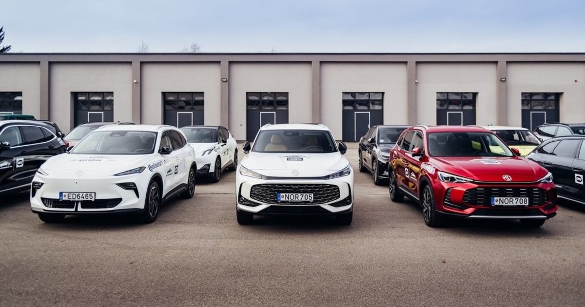 Naujų automobilių pirkimo karštinė: aiškėja, kokiems modeliams lietuviai nepagailėjo pinigų