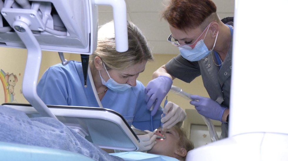 Odontologo kabinetas (nuotr. stop kadras)