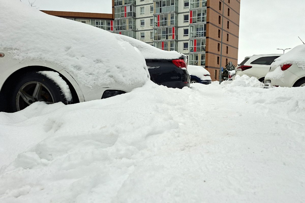 Artėja naujas ciklonas: atskleidė, kur pridrėbs sniego