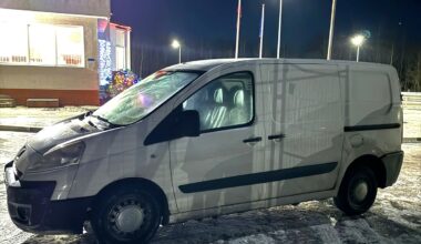 VSAT tarnybinis šuo miške besislapstančius migrantus