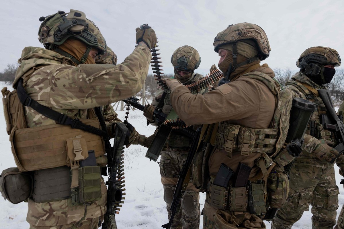 Rusijos biudžeto skylė gilėja: valdžia planuoja naujus mokesčius ir ima lėšas iš rezervo