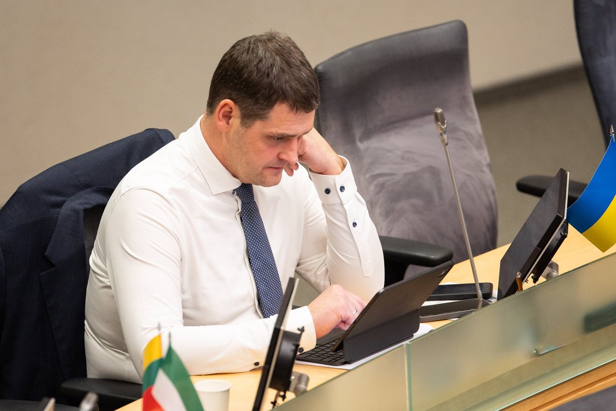 Žemaitaitis: Volkovui turėtų būti panaikintas leidimas gyventi Lietuvoje