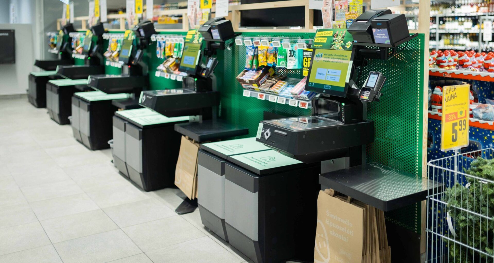 Lietuvoje – precedento neturintis sprendimas: „Iki“ diegia naujo tipo savitarnos kasas