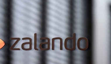 Lenkijos vartotojų teisių tarnyba platformoms „Zalando“ ir „Temu“ skyrė milijonines baudas