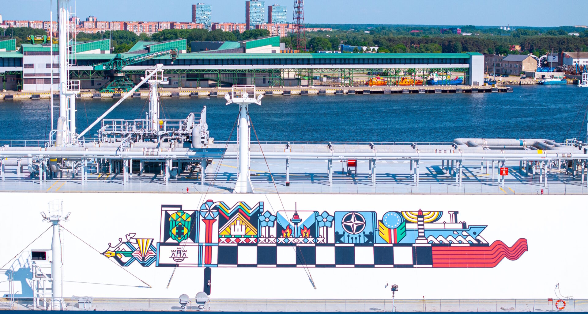 Klaipėdos suskystintųjų gamtinių dujų terminalas: vietinio projekto virsmas pasauliniu