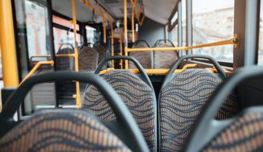 PVM kyla – viešojo transporto bilietai brangsta? Ne visiems ir ne visur