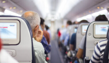 Keleivis atskleidė tiesą: „Sėdėjau šalia moters, kuri mirė skrydžio metu – štai kas iš tikrųjų nutiko“ | Gyvenimas