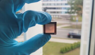 KTU lustų akademija įgauna pagreitį: studentai veržiasi į geriausiai apmokamas IT specialybes