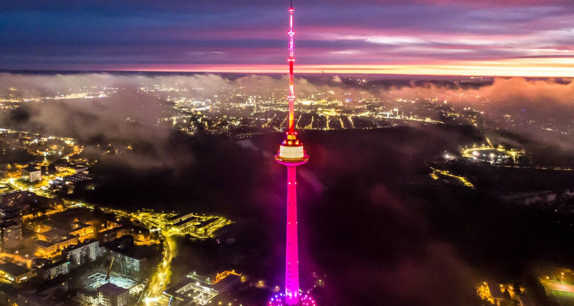 Vilniaus televizijos bokšte įvyko tai, ko vilniečiai laukė metus