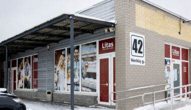 Naujas žemų kainų žaidėjas Vilniuje: pasižvalgėme, ką siūlo nauja „Litas“ parduotuvė | Verslas