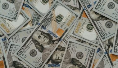 Donaldas Trumpas metė pirštinę Federaliniams Rezervams: mažinkit palūkanas