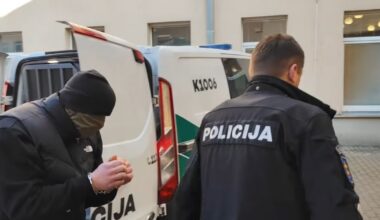 Žmogų gyvą padegusios plėšikų gaujos narių skundai atsimušė teisme - Respublika.lt