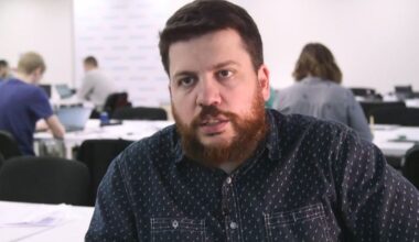 Migracijos departamentas dėl Leonido Volkovo kreipėsi į VSD: prašo įvertinti jo pasisakymus - Respublika.lt