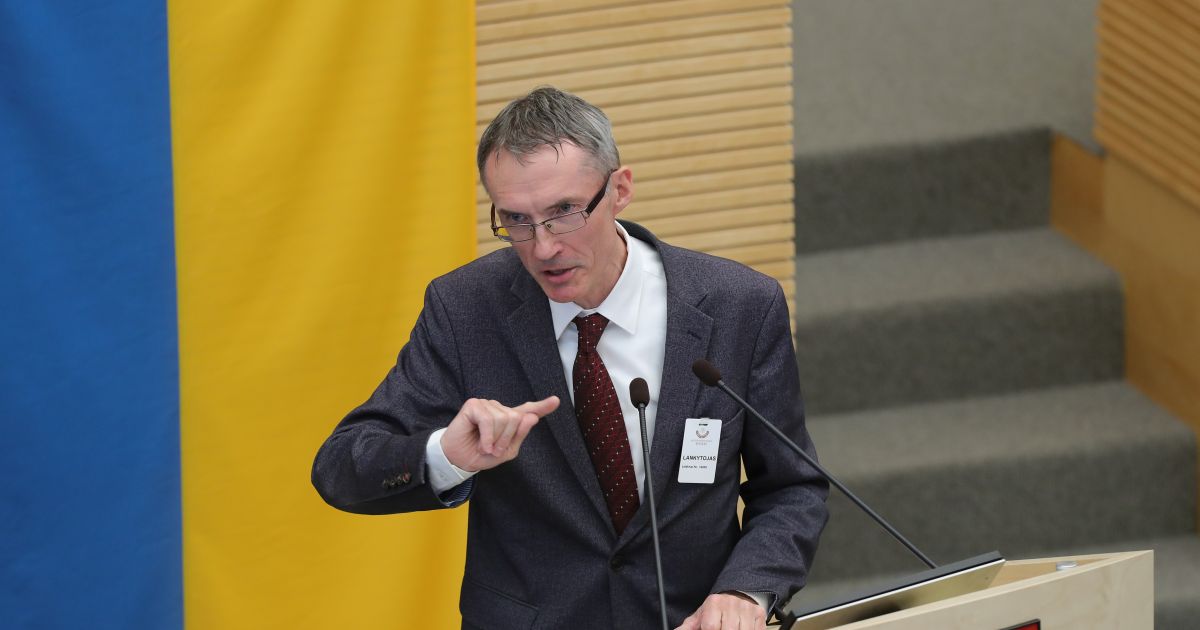 Mus verčia būti antraeiliais savo šalyje - Respublika.lt