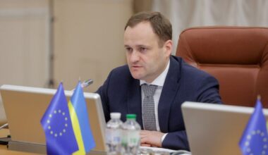 Ukraina įsakė evakuoti 3000 vaikų ir jų tėvų iš Zaporožės ir Dnepropetrovsko sričių - Respublika.lt